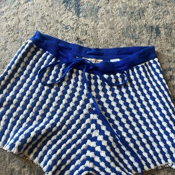 Electric & rose Suzie knitted crochet beachy short royal blue & white small - Picture 4 of 4